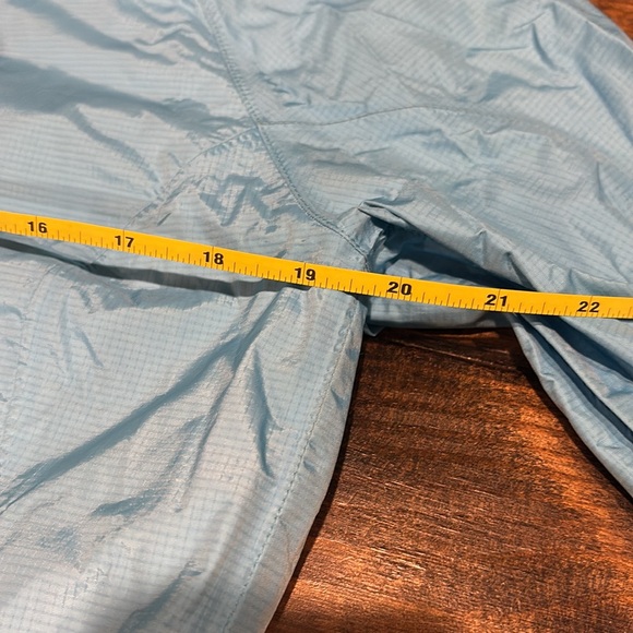 Eddie Bauer 365 Weather Edge Plus Medium Waterproof Breathable Technology - Picture 7 of 7